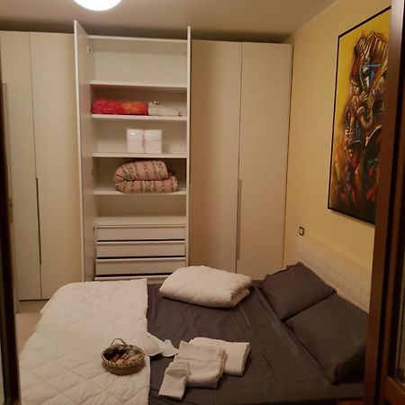 波尔佩纳泽德尔加尔达Casa Camilla别墅 外观 照片