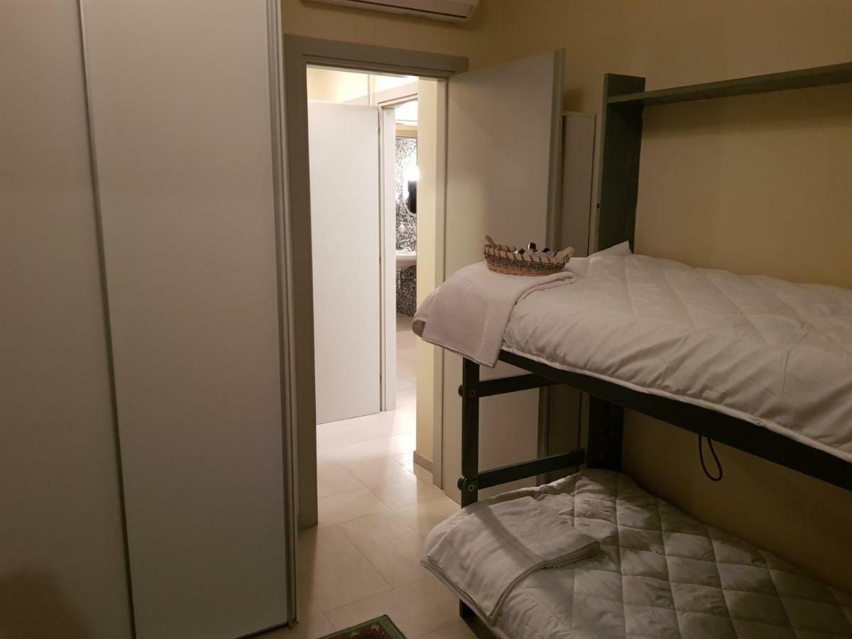 波尔佩纳泽德尔加尔达Casa Camilla别墅 外观 照片